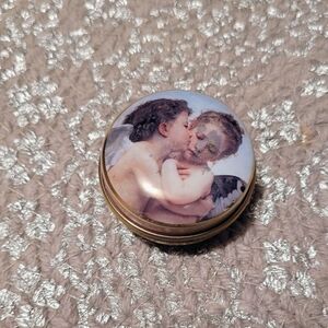 Vintage Mint Cachous Candy Tin